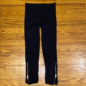 🖤 SPANX with gold zipper detailing, like new!!